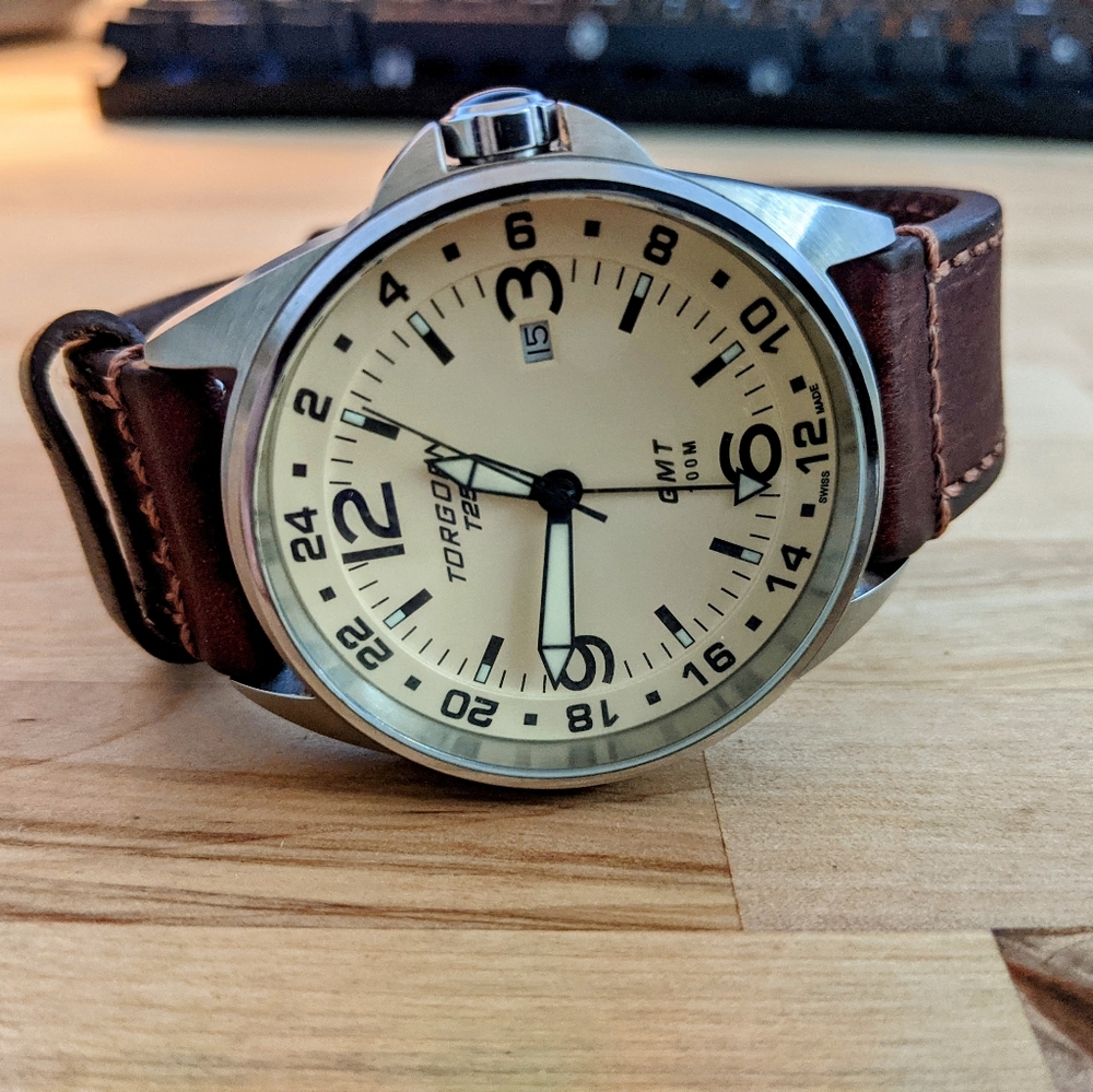Torgoen T25 Pilot Watch, 44mm, Cream
